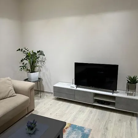 Brilant טיראנה